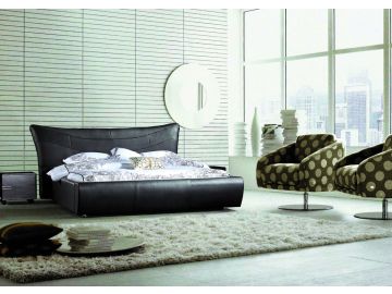 350 Modern Black Bonded Leather Bed