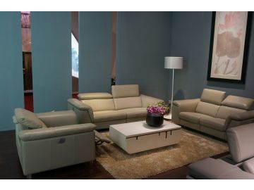 984 Modern Taupe Leather Sofa Set w/ Electric Recliners