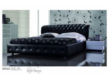 BL9042 Modern Black Leatherette w/ Crystals Bed