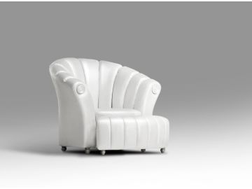 Seashell White Lounge Chair w/ Ottoman
