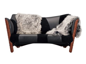 Cayenne modern loveseat