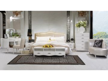 Clover Elegant Bed