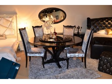 Chic Round Crocodile Lacquer Table
