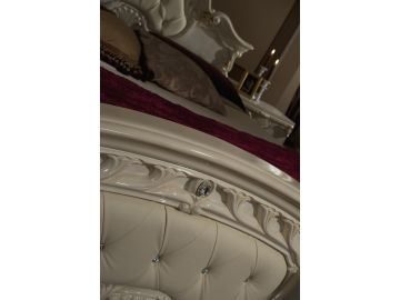 Rococo Italian Classic Bed in Beige