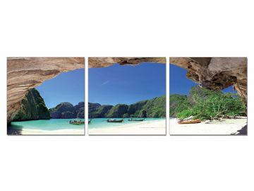 Approach 3-Panel Photo