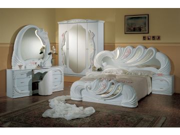 Vanity White Italian Classic 5-Piece Bedroom Set