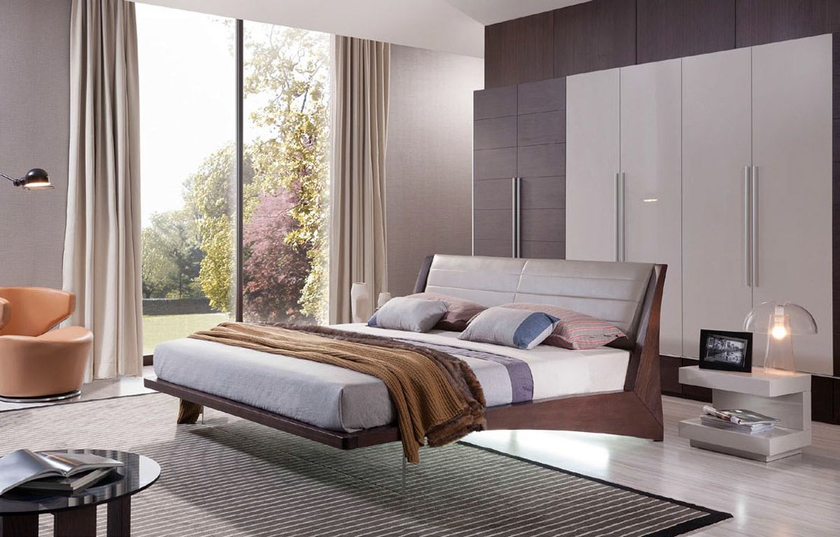 California King Volterra Contemporary Floating Bed w/ Grey Headboard And  Lights, image size:1200x767
