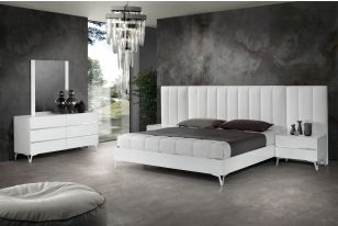Nova Domus Angela - Italian Modern White Eco Leather Bed w/ Nightstands and Wings