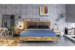 Sala Modern Light Wood Bed